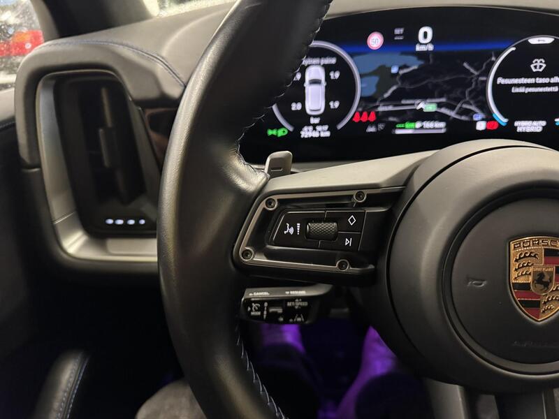 Porsche Cayenne vaihtoauto