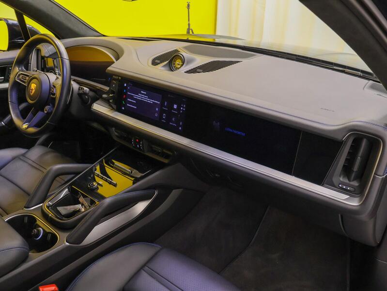 Porsche Cayenne vaihtoauto