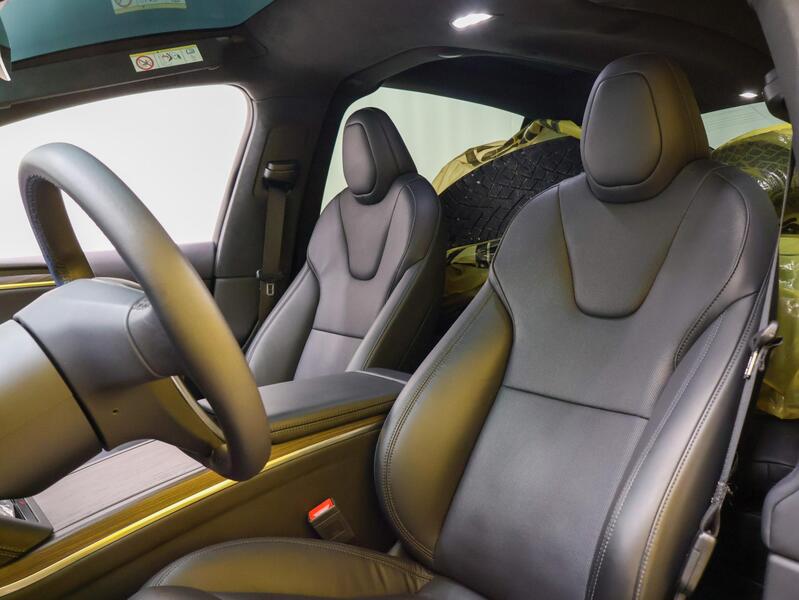 Tesla Model X vaihtoauto