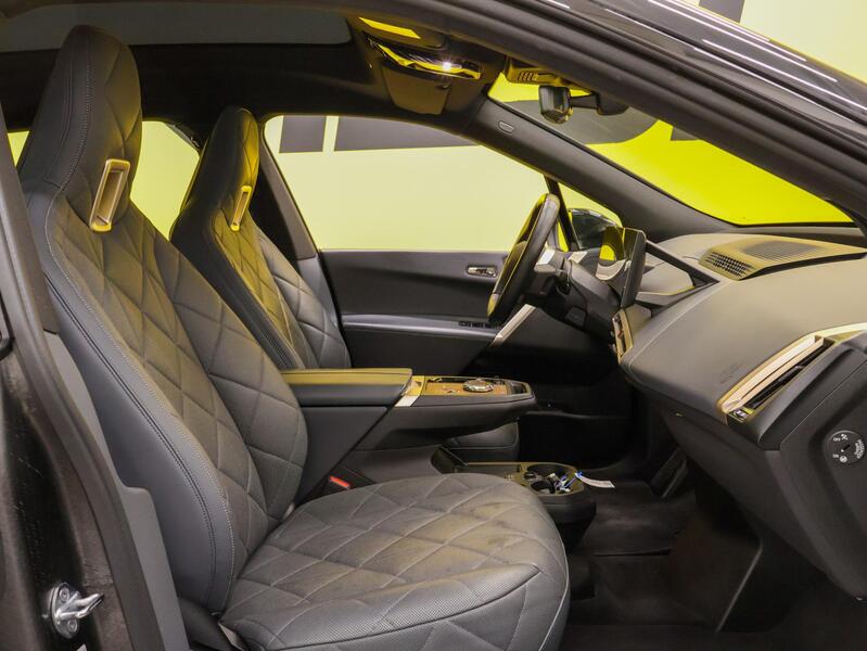 BMW iX vaihtoauto