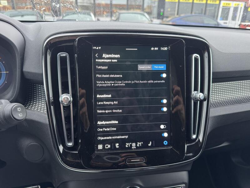 Volvo XC40 vaihtoauto