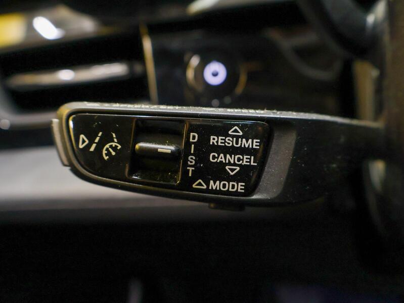 Porsche Taycan vaihtoauto