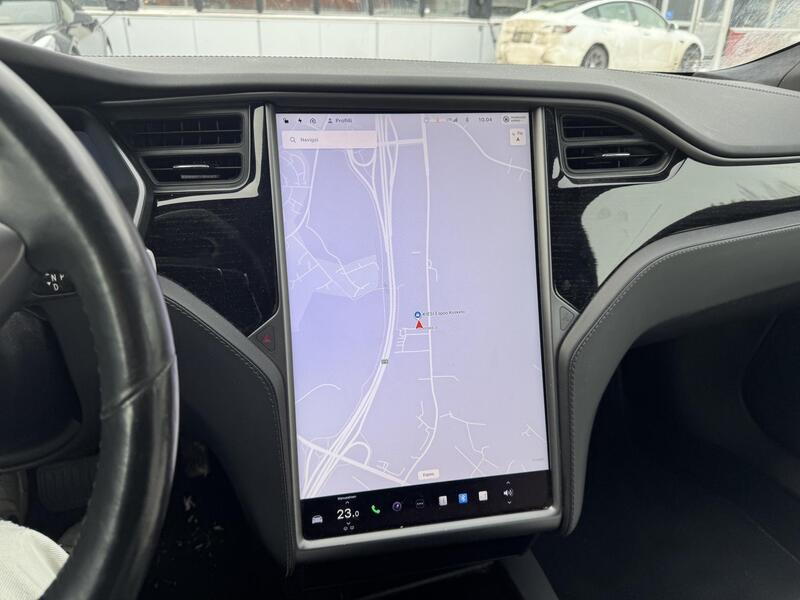 Tesla Model S vaihtoauto