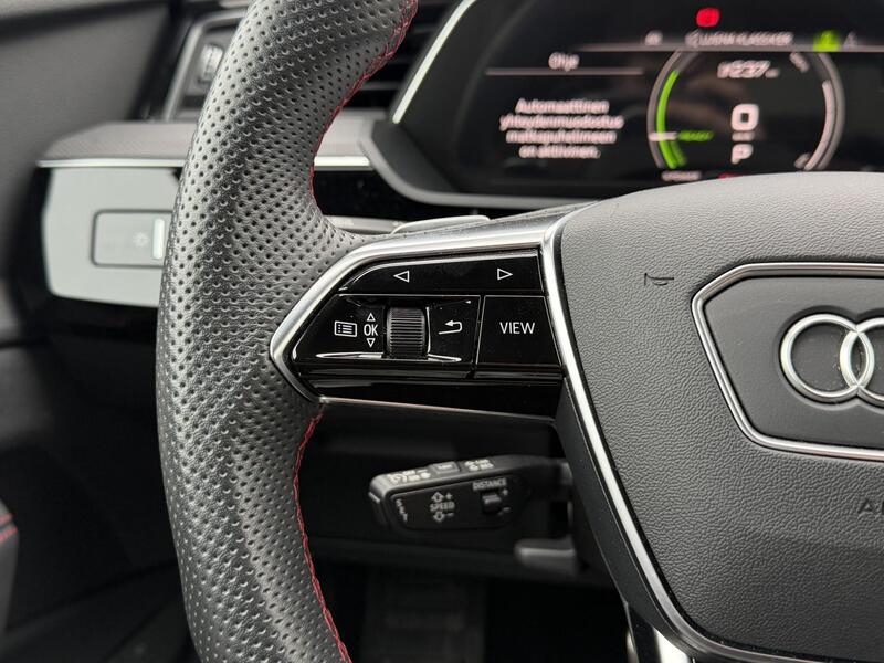 Audi Q8 e-tron vaihtoauto