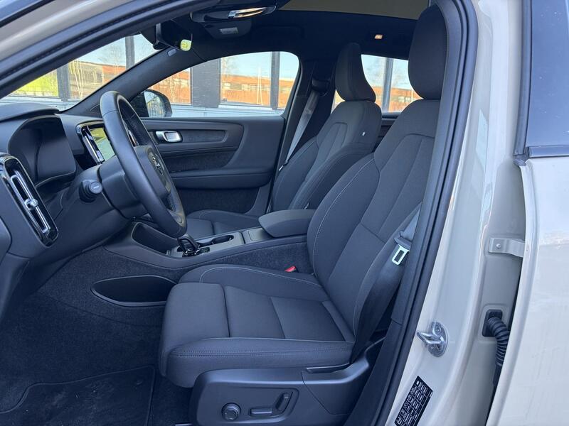 Volvo EC40 vaihtoauto