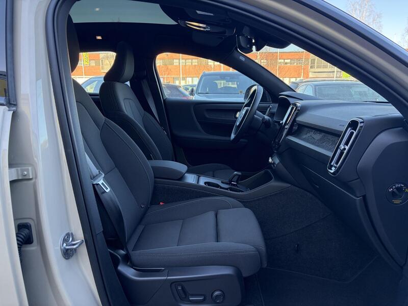 Volvo EC40 vaihtoauto