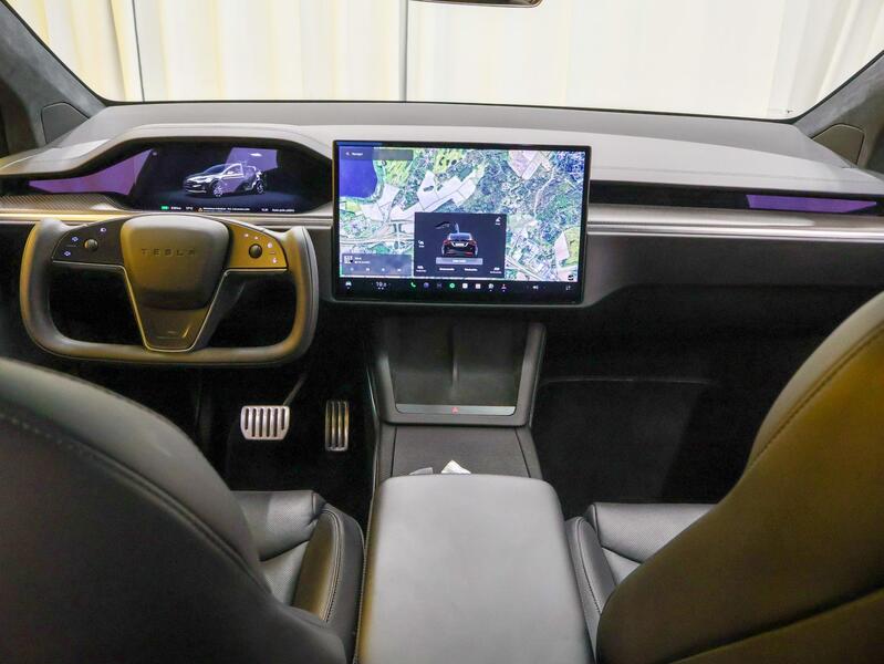 Tesla Model X vaihtoauto