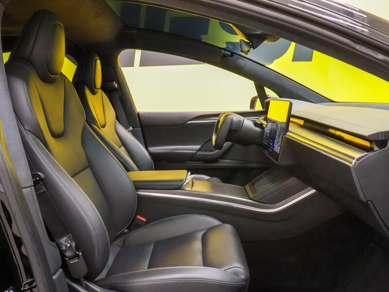 Tesla Model X vaihtoauto