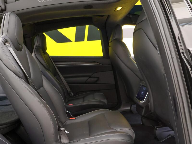 Tesla Model X vaihtoauto