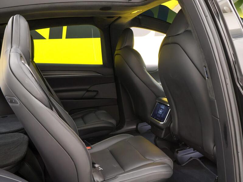 Tesla Model X vaihtoauto