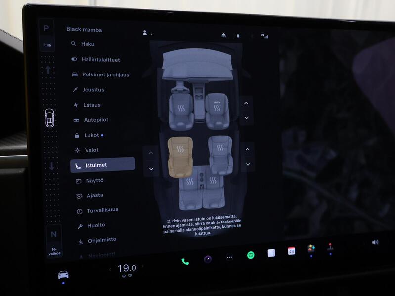 Tesla Model X vaihtoauto