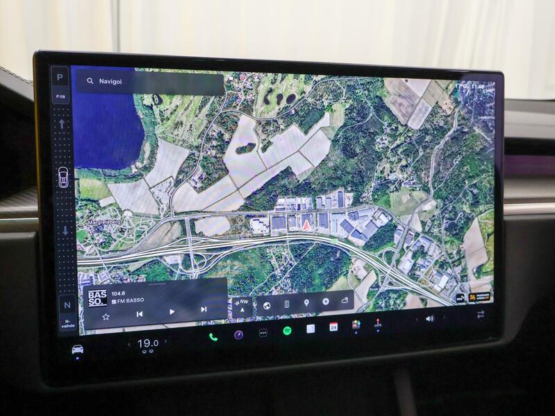 Tesla Model X vaihtoauto