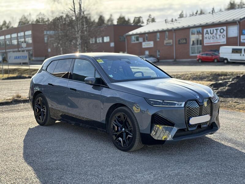 BMW iX M60 vaihtoauto