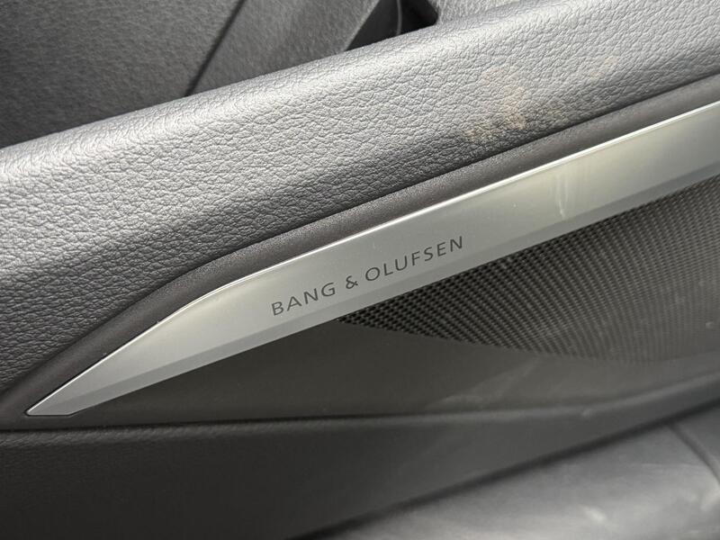 Audi Q8 e-tron vaihtoauto