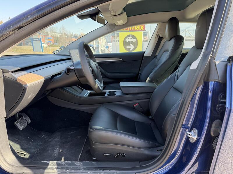 Tesla Model 3 vaihtoauto