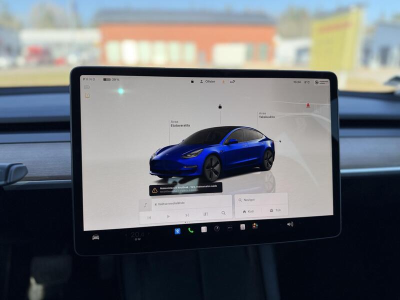 Tesla Model 3 vaihtoauto