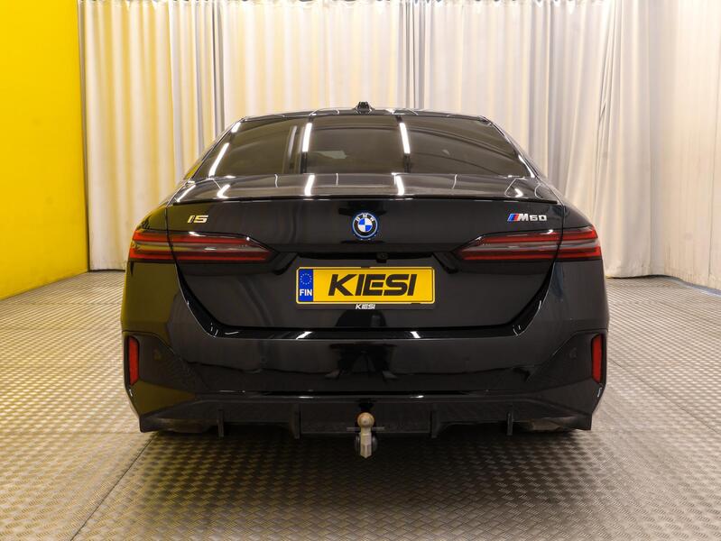 BMW i5 M60 vaihtoauto