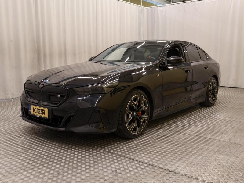 BMW i5 M60 vaihtoauto