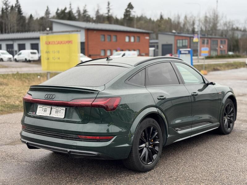 Audi e-tron vaihtoauto