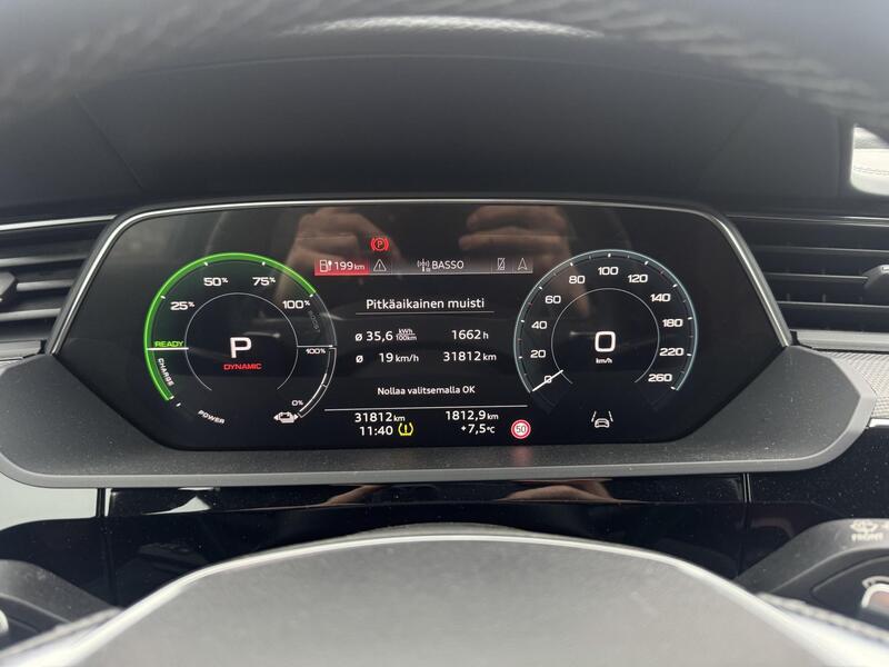 Audi e-tron vaihtoauto