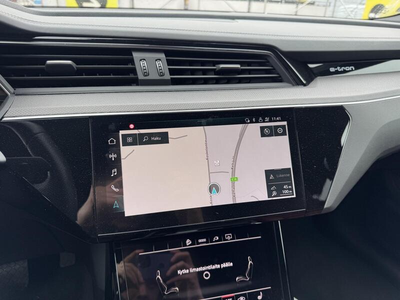 Audi e-tron vaihtoauto