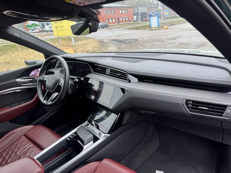 Audi e-tron vaihtoauto