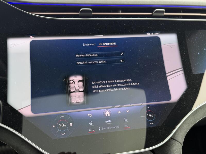 Mercedes-Benz EQE vaihtoauto