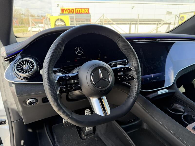 Mercedes-Benz EQE vaihtoauto