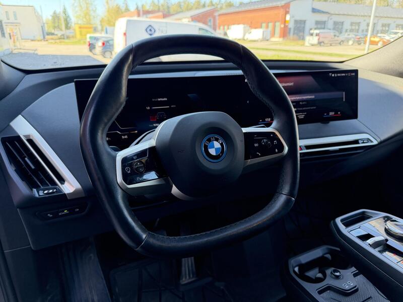 BMW iX vaihtoauto