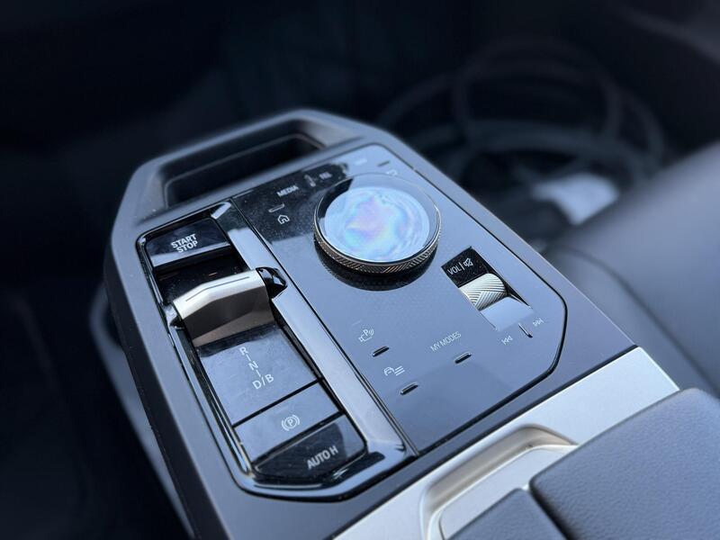 BMW iX vaihtoauto