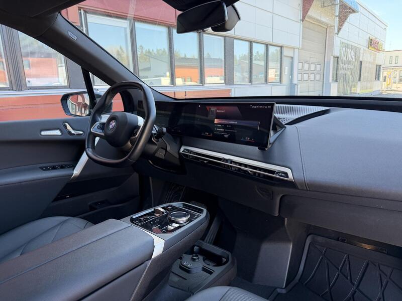 BMW iX vaihtoauto