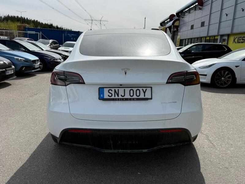 Tesla Model Y vaihtoauto
