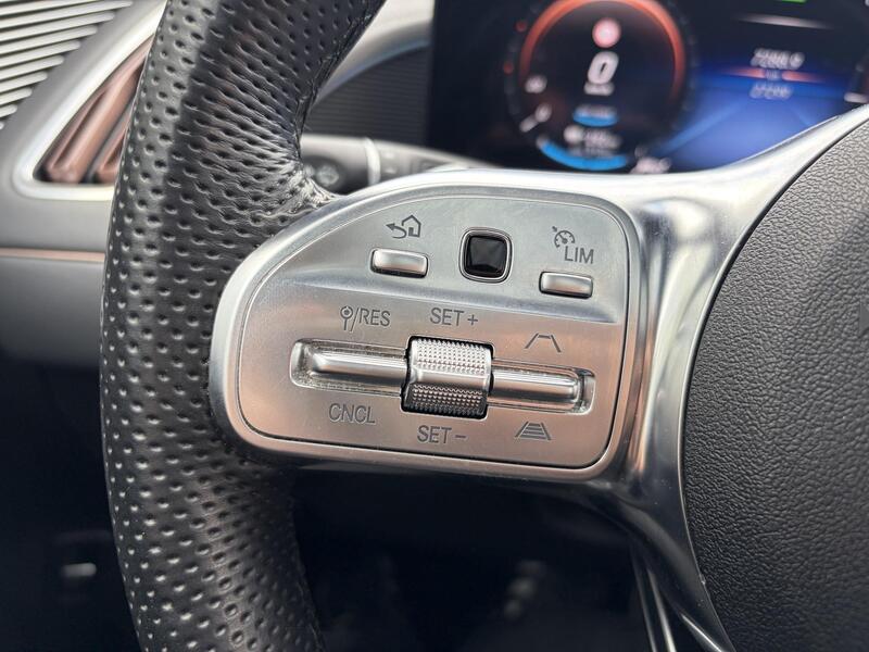 Mercedes-Benz EQC vaihtoauto