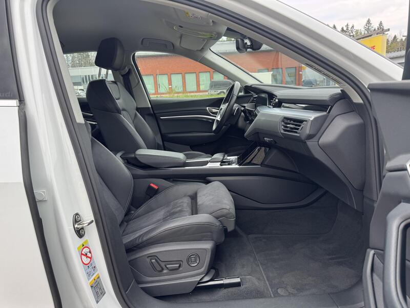 Audi Q8 e-tron vaihtoauto
