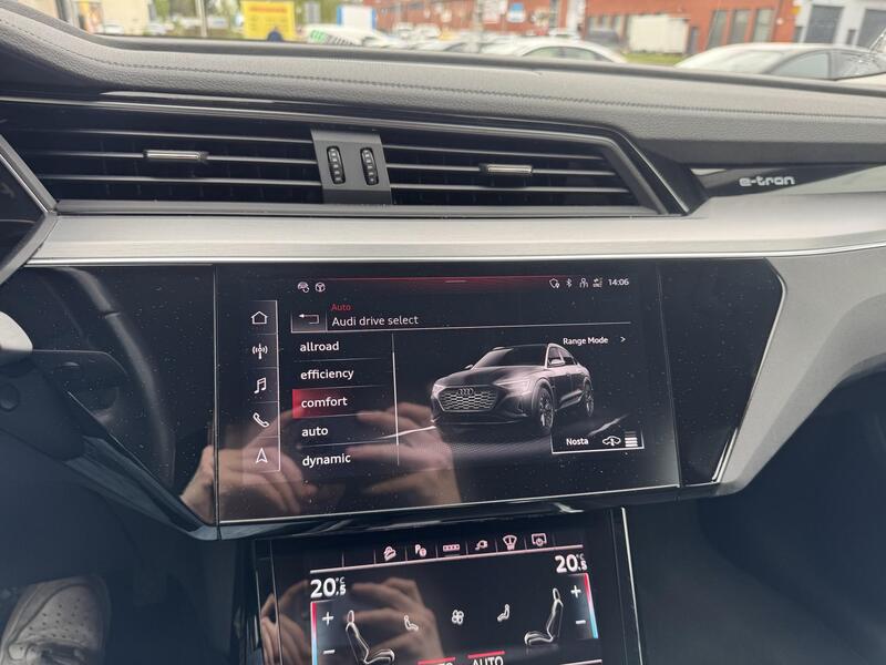 Audi Q8 e-tron vaihtoauto