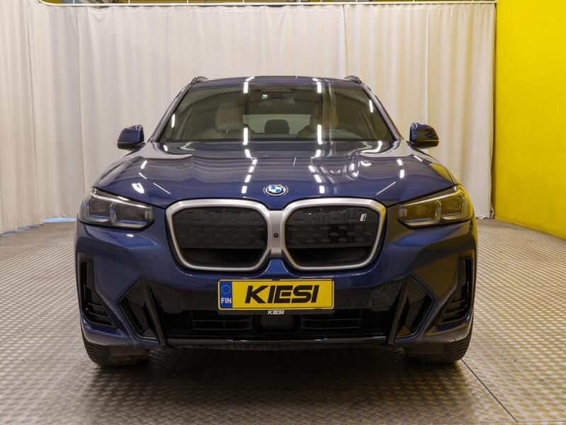 BMW iX3 vaihtoauto