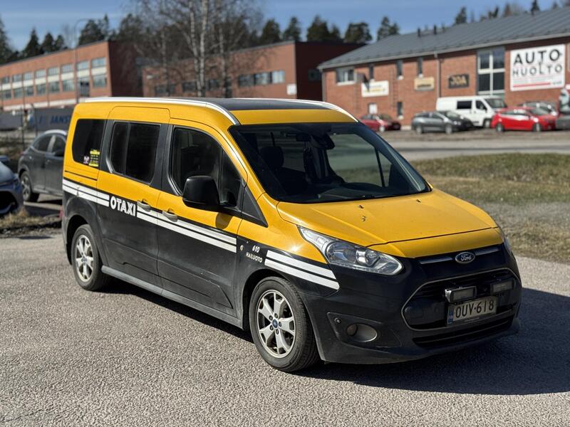 Ford Tourneo Connect vaihtoauto