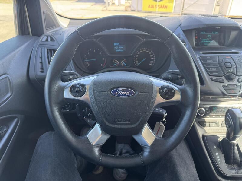 Ford Tourneo Connect vaihtoauto