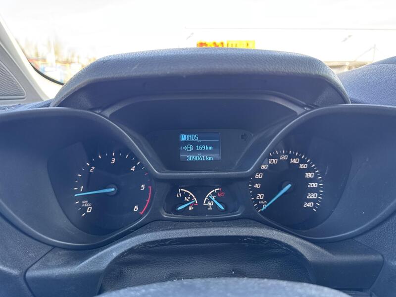 Ford Tourneo Connect vaihtoauto