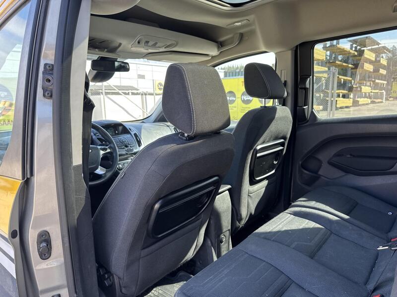 Ford Tourneo Connect vaihtoauto