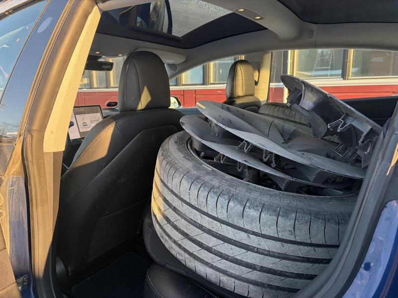 Tesla Model 3 vaihtoauto