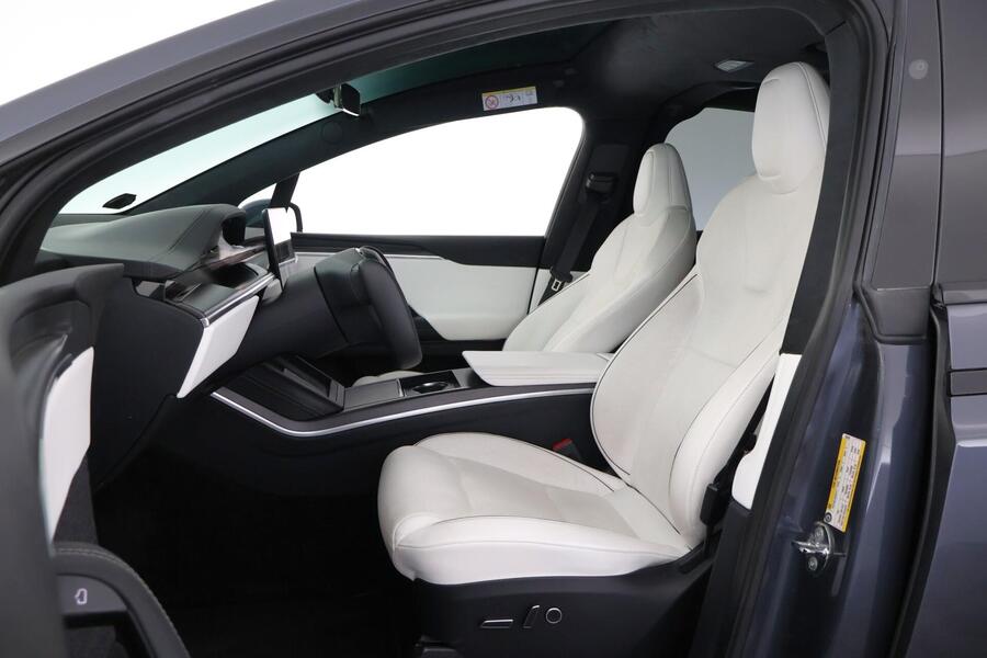 Tesla Model X vaihtoauto