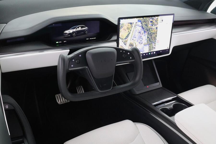Tesla Model X vaihtoauto