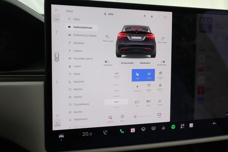 Tesla Model X vaihtoauto