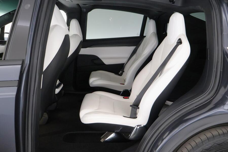 Tesla Model X vaihtoauto