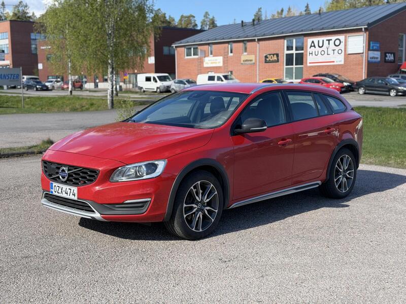 Volvo V60 Cross Country vaihtoauto
