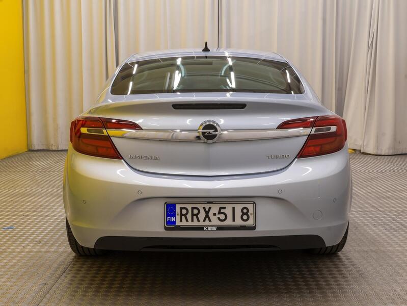 Opel Insignia vaihtoauto