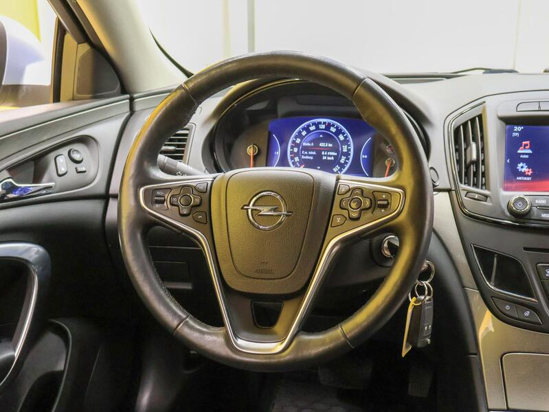 Opel Insignia vaihtoauto