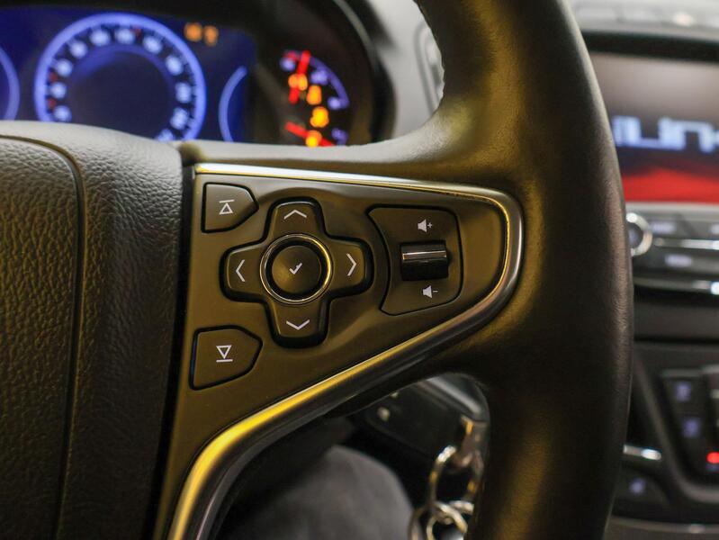 Opel Insignia vaihtoauto