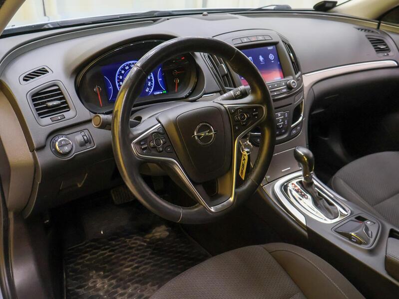 Opel Insignia vaihtoauto